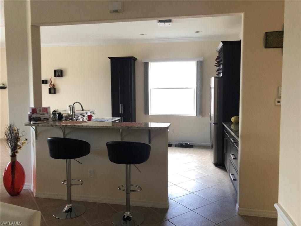 Breakfast Bar