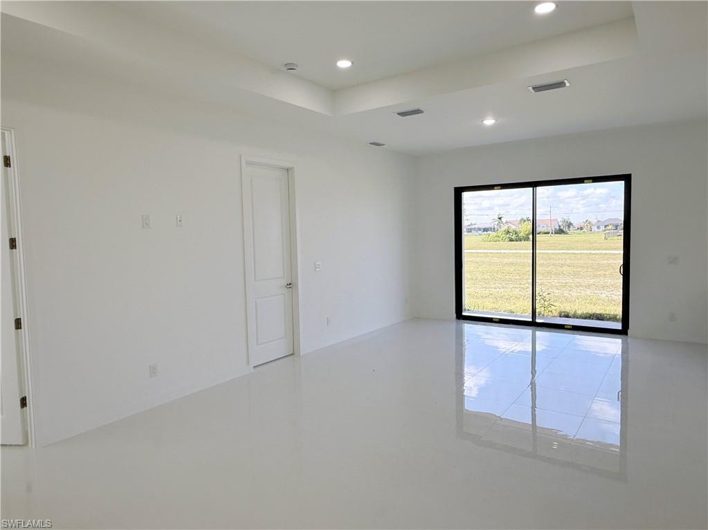 4238 NW 34th TER photo 8