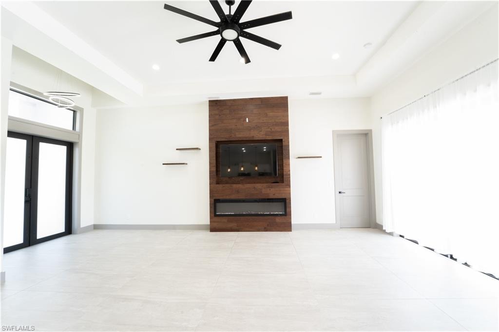 1005 NE 13th PL