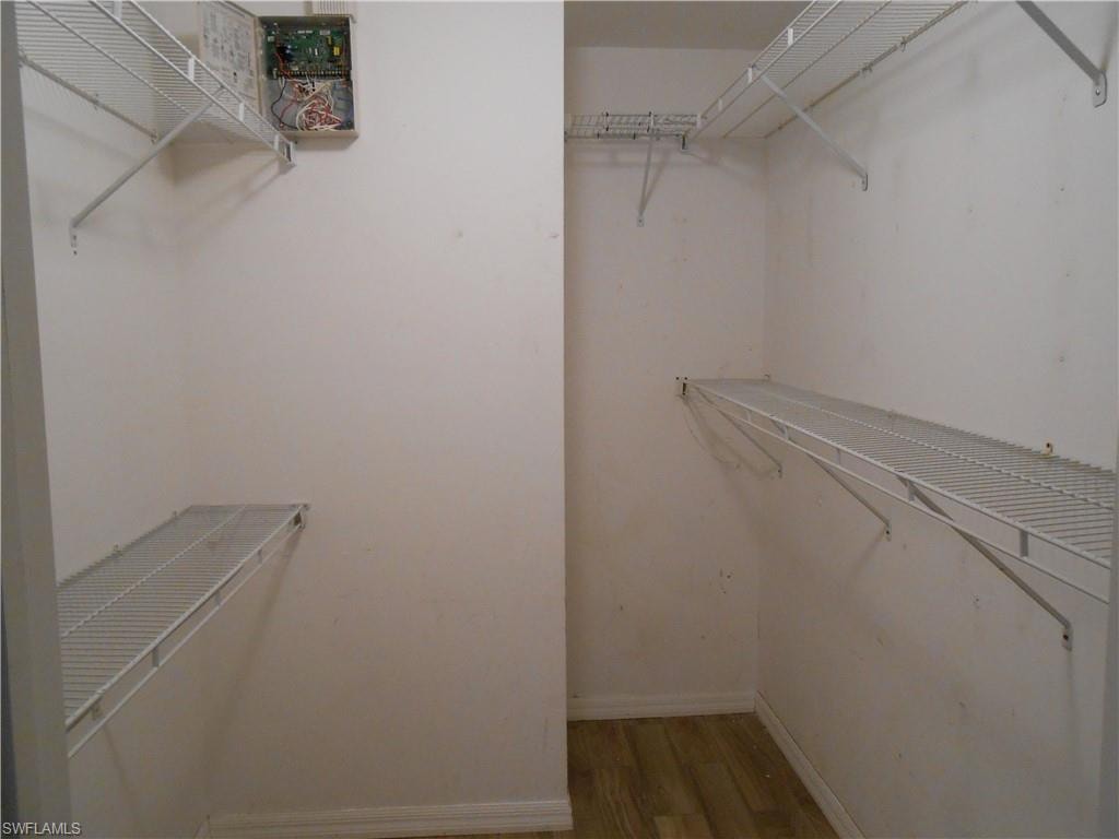 1221 Belair ST E photo 10
