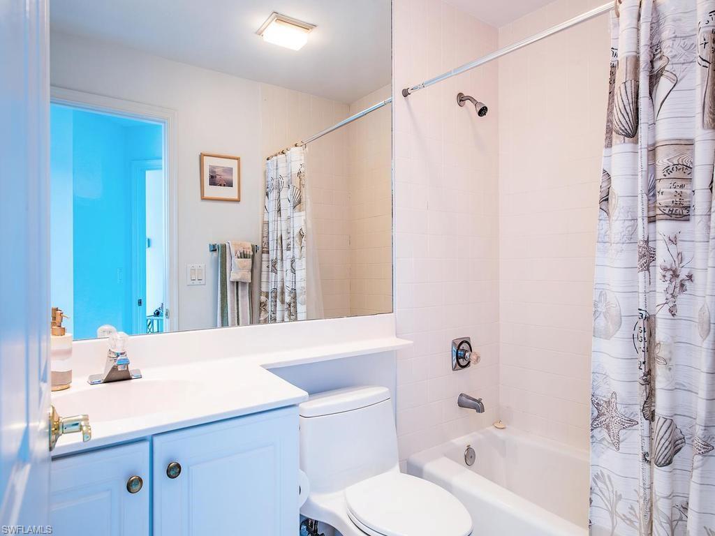 4255 Gulf Shore BLVD N 107 photo 7