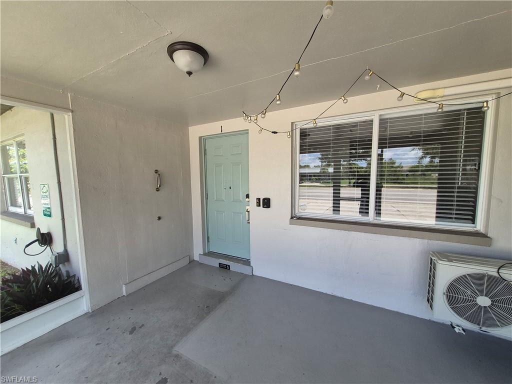 Left unitcovered front patio