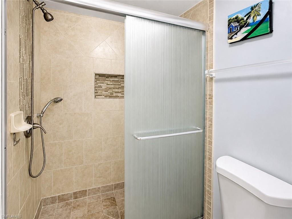 4000 Ice Castle WAY 5 photo 27