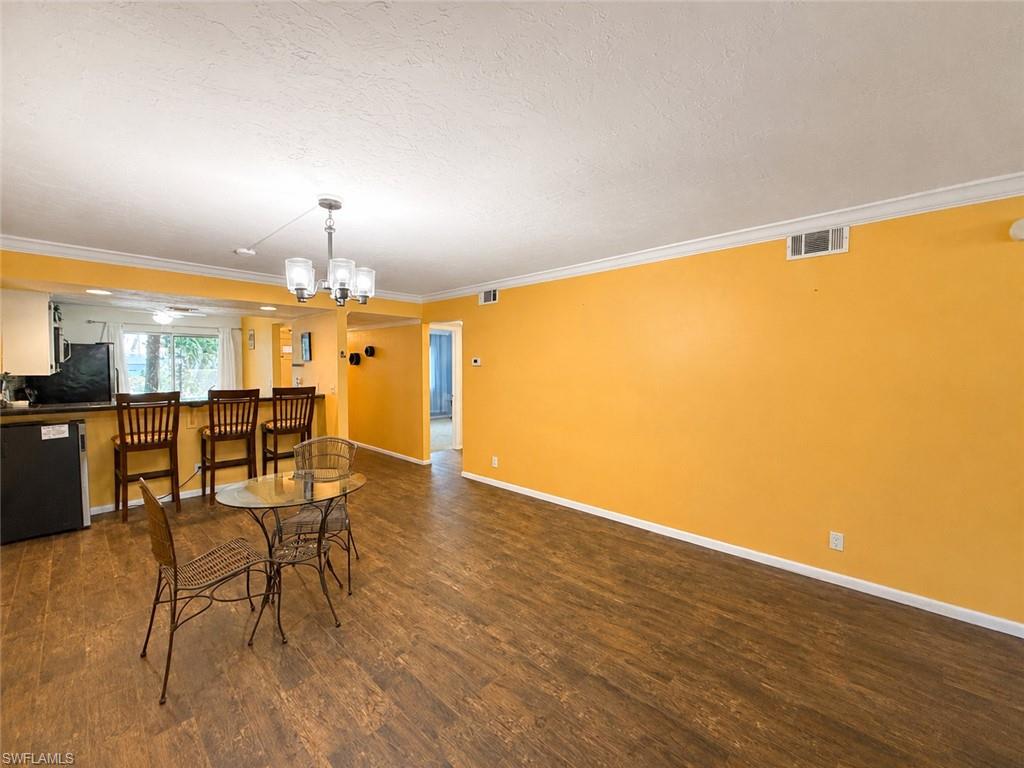 4000 Ice Castle WAY 5 photo 17