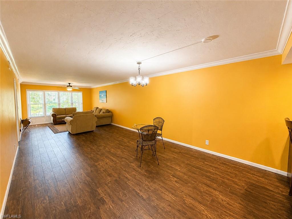 4000 Ice Castle WAY 5 photo 11