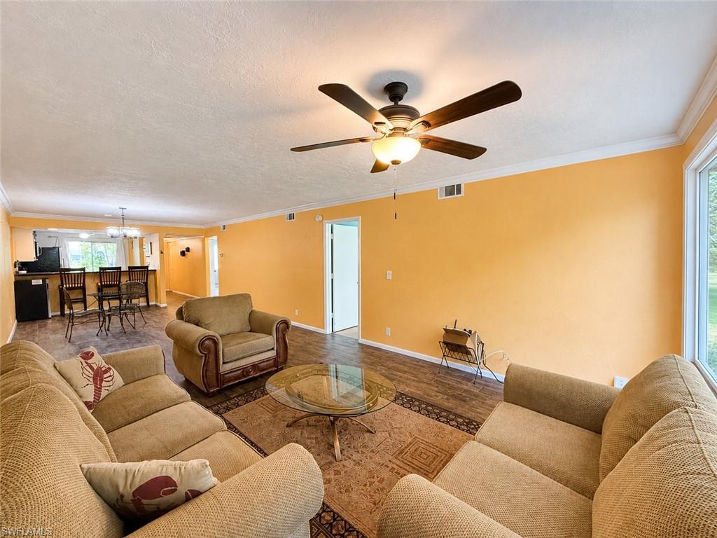 4000 Ice Castle WAY 5 photo 19
