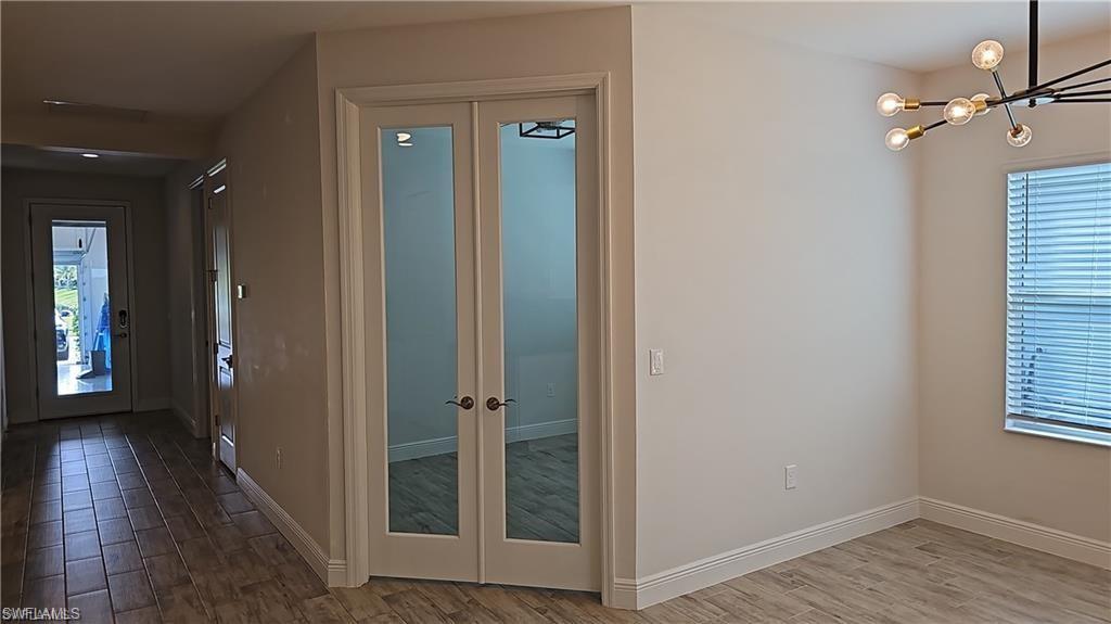 2305 Ariane DR photo 6