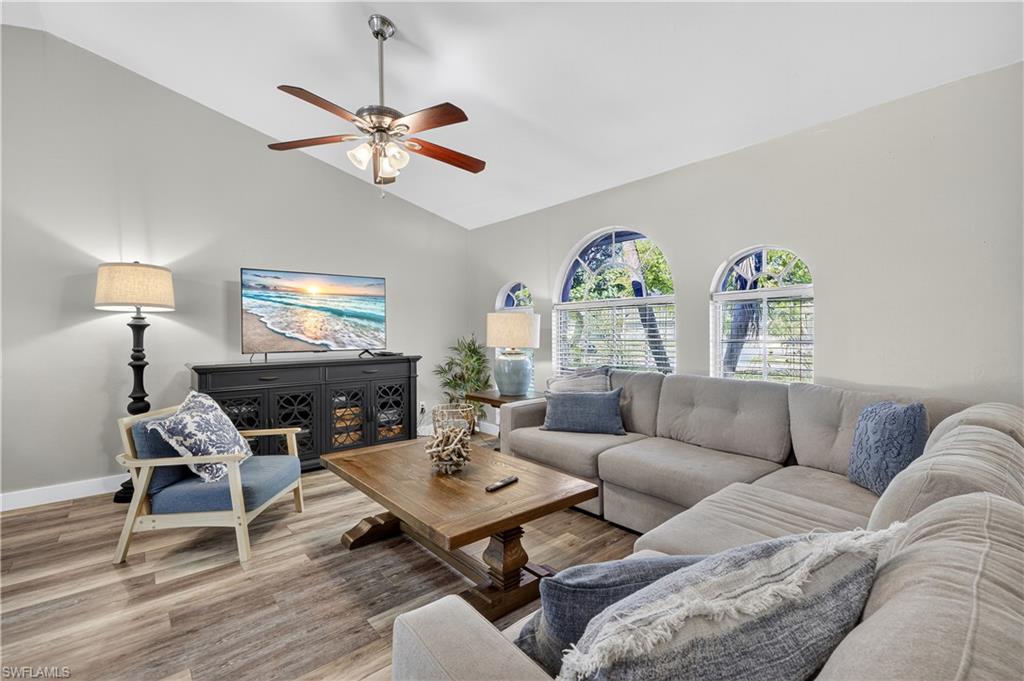 1333 SW 1st PL