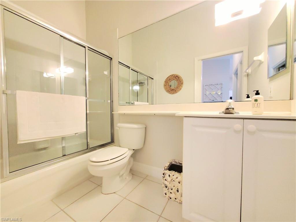1100 Eastham WAY A-305 photo 33