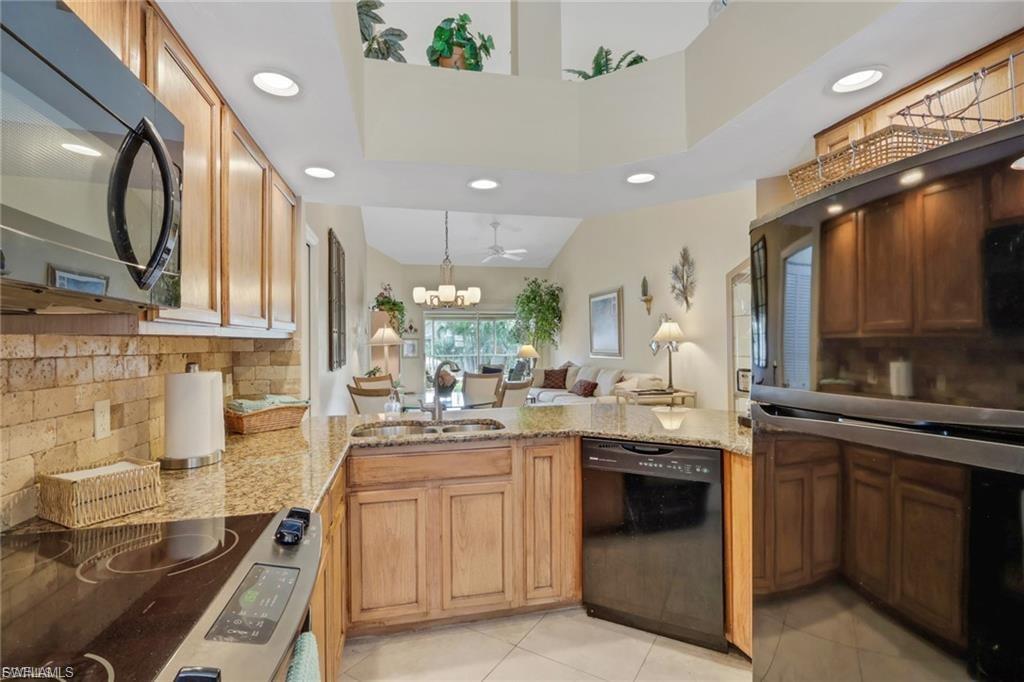 3941 Leeward Passage CT 205