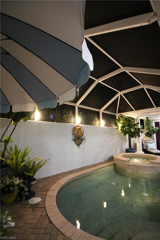 Custom Lanai Lighting w/hundreds of colors to choose from