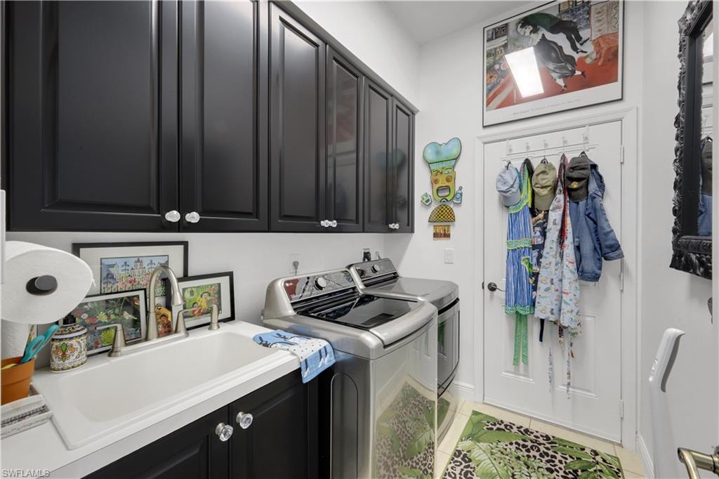 In residence Laundry Rm w/newer W/D