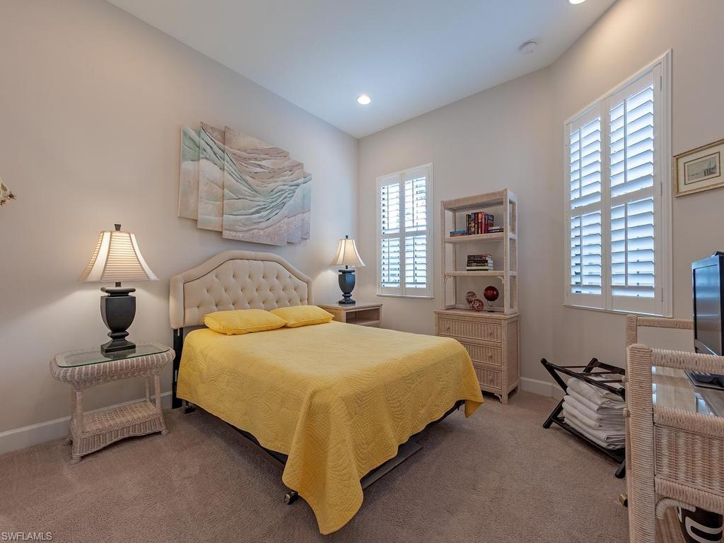 9143 Isla Bella CIR photo 10