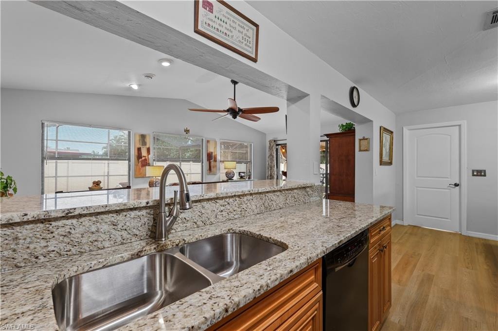 4029 Country Club BLVD photo 15