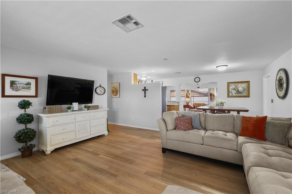 4029 Country Club BLVD photo 8