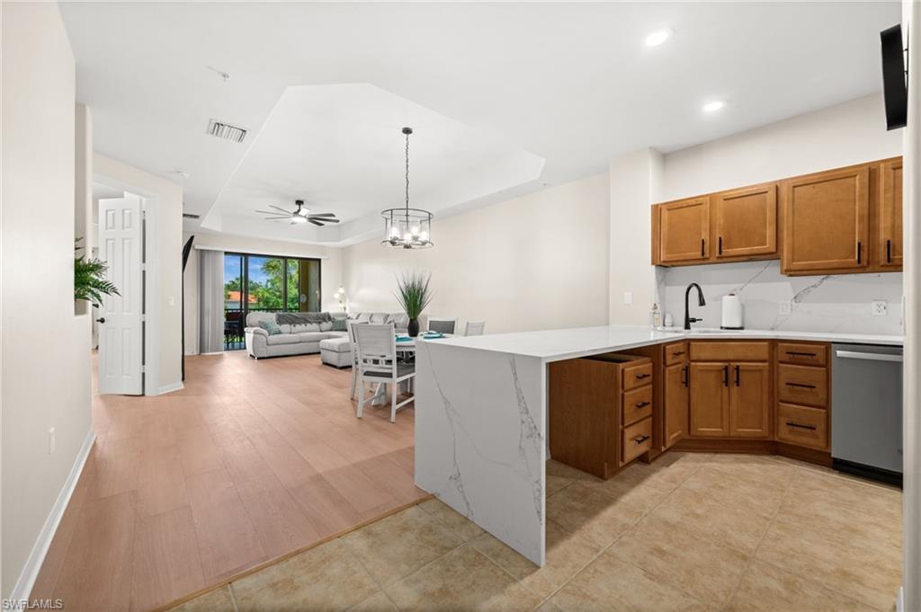 15121 Laguna DR 102 photo 14