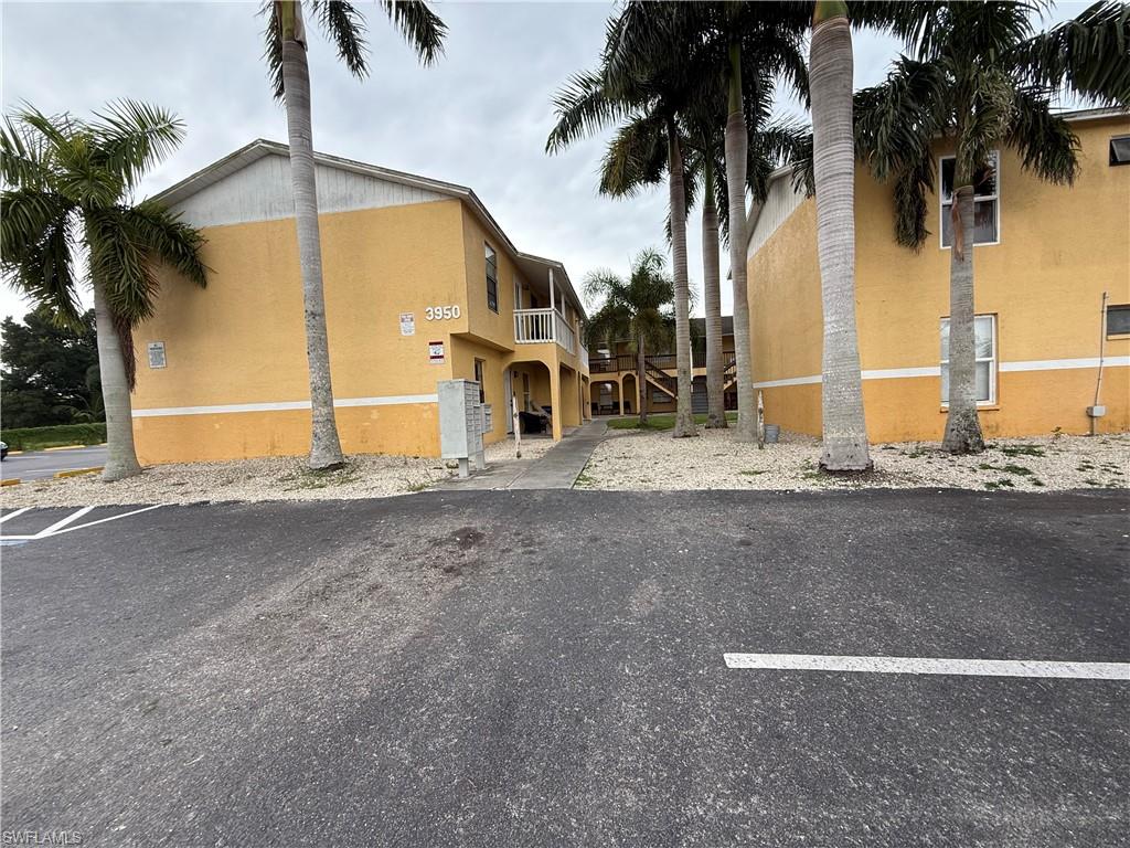 3950 Lora ST 109