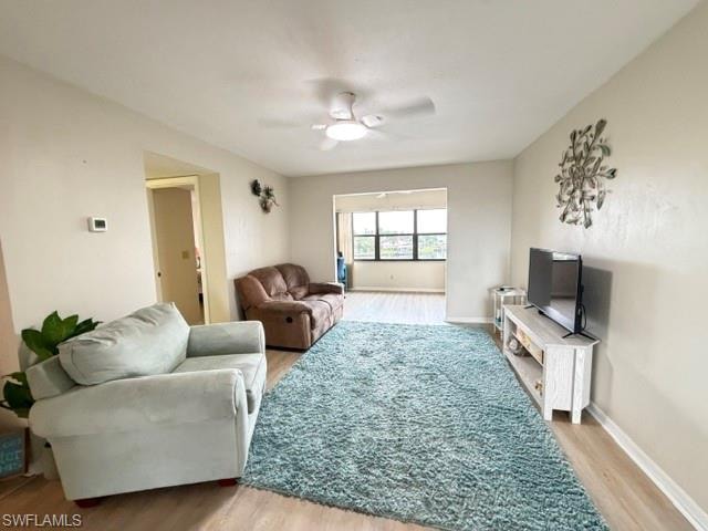 4703 SE 17 PL 402 photo 8