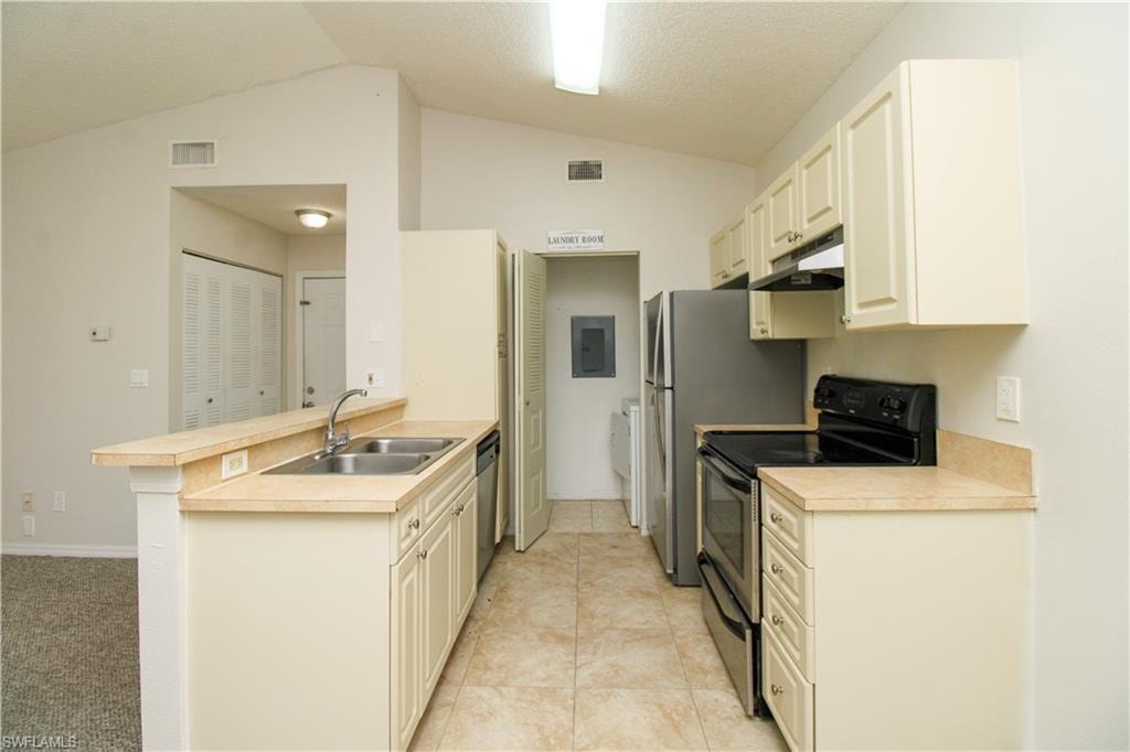 2214 Arbour Walk CIR 2026 photo 16