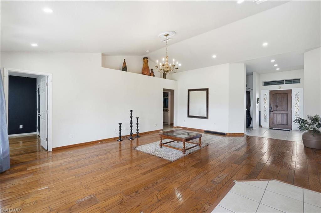 2701 NE 1st PL