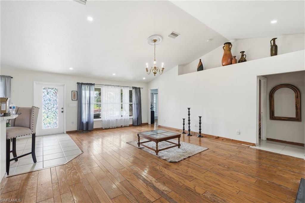 2701 NE 1st PL