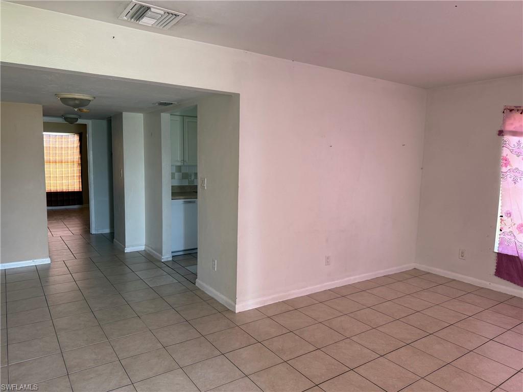 1131 S Loop BLVD