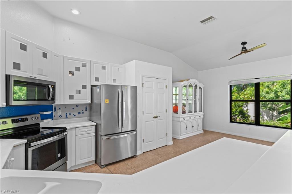 1012 NW 33rd PL photo 9