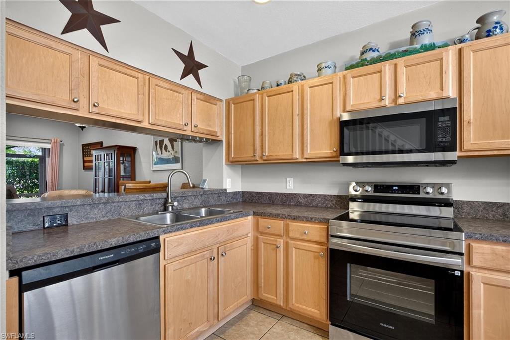 8237 Pacific Beach DR