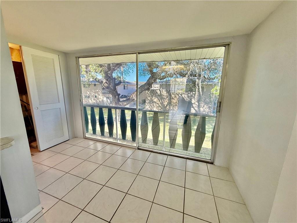 343 Joel BLVD 211-D photo 19