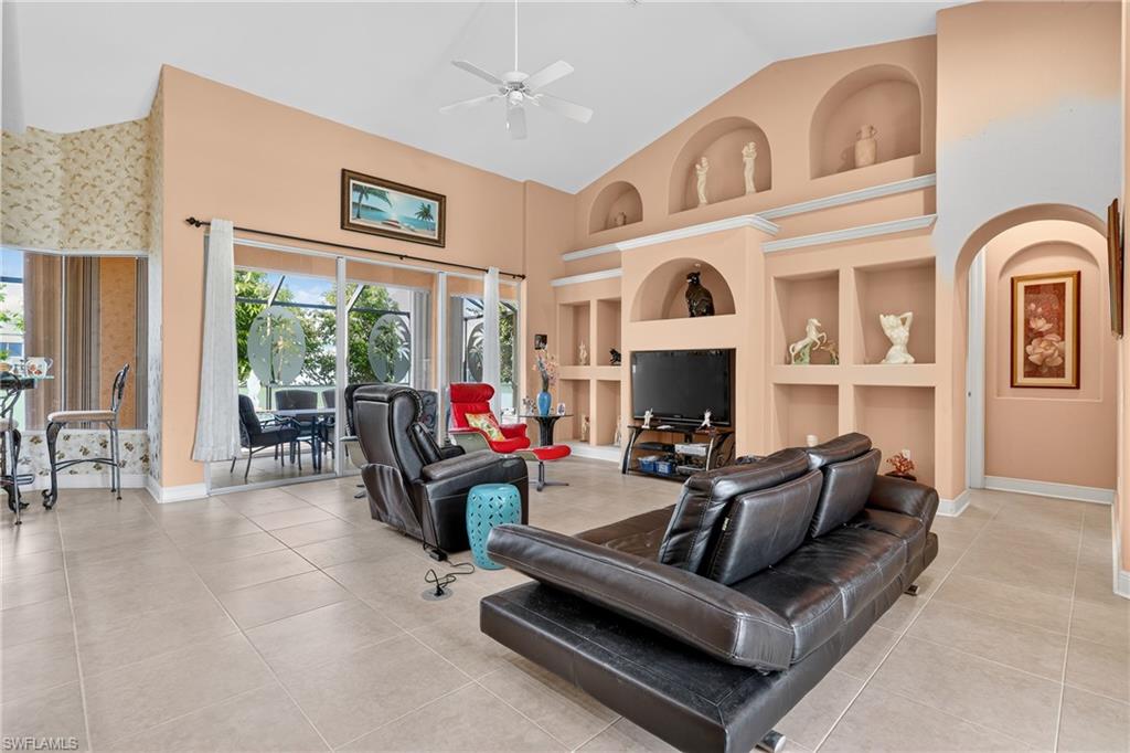 2305 Kismet PKWY W photo 6