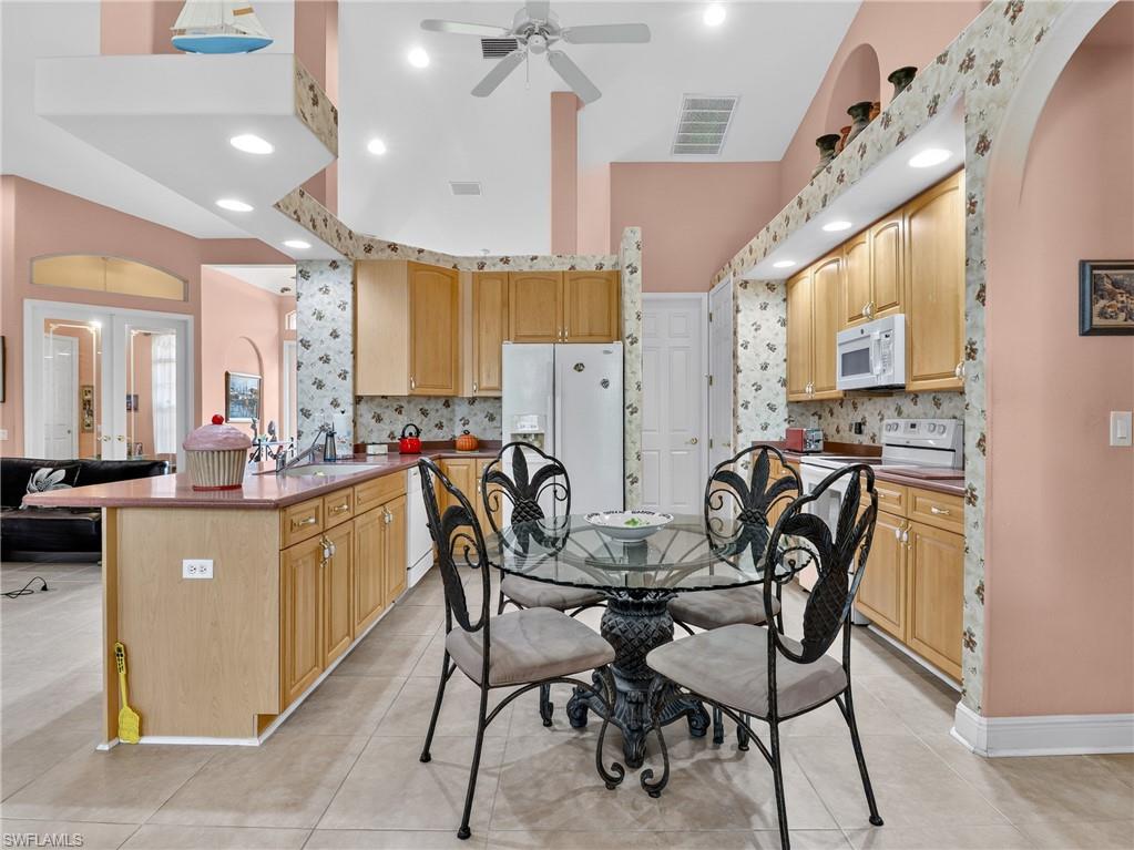 2305 Kismet PKWY W photo 13