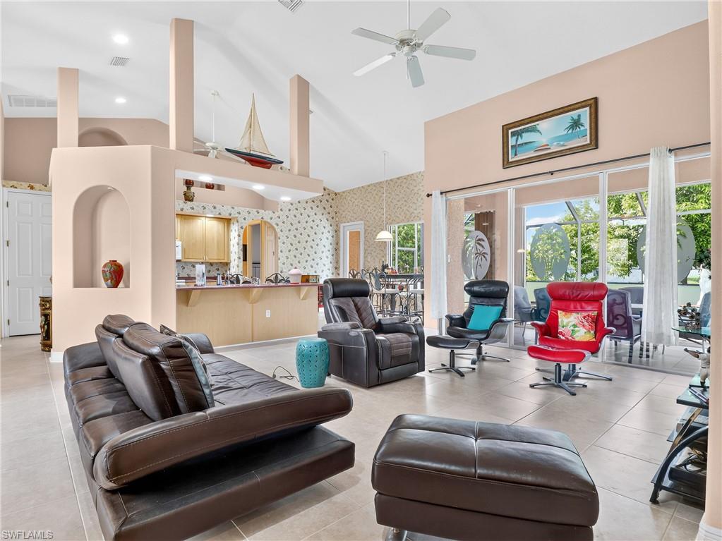 2305 Kismet PKWY W photo 9