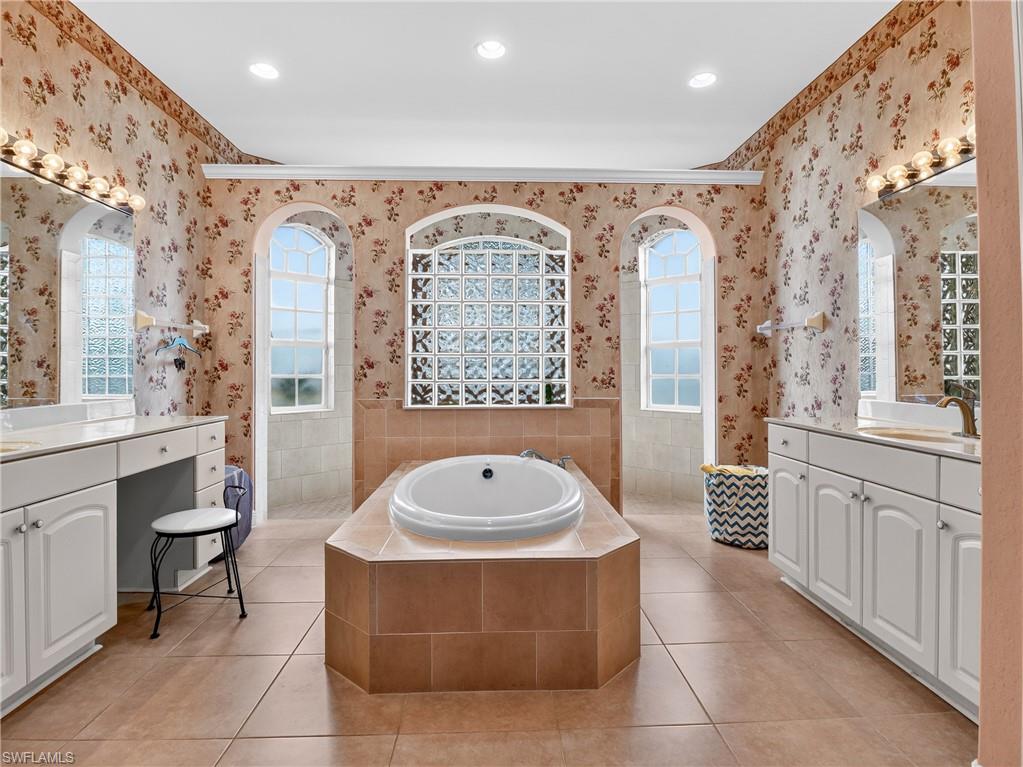 2305 Kismet PKWY W photo 25