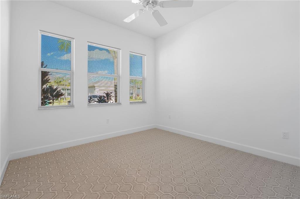 12445 Dahlia CT photo 17