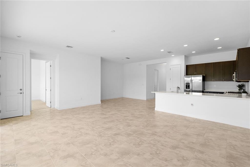 12445 Dahlia CT photo 7