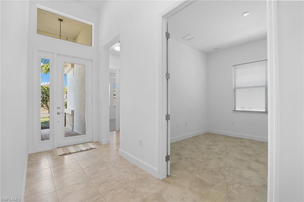 12445 Dahlia CT photo 15
