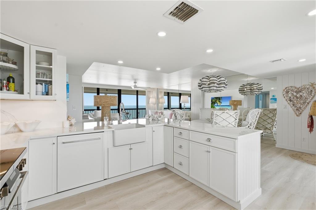 26300 Hickory BLVD 1001 photo 9