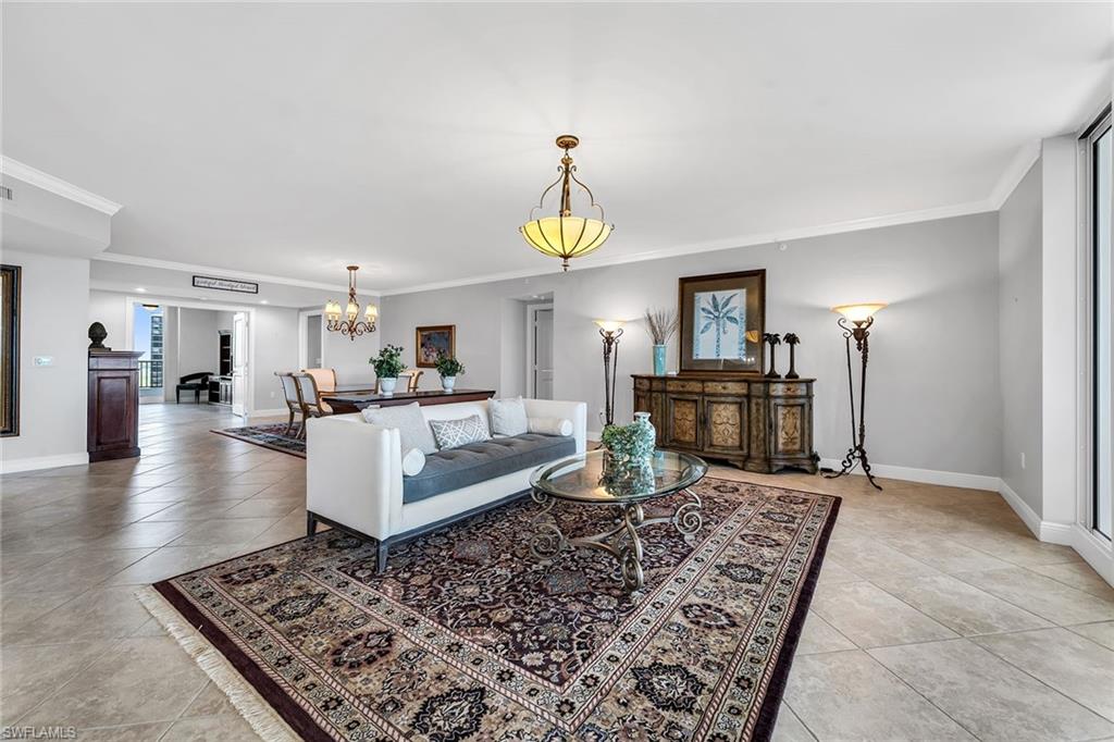 1050 Borghese LN 1405 photo 6