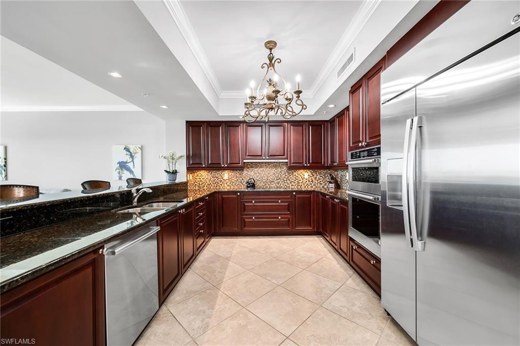 1050 Borghese LN 1405 photo 9