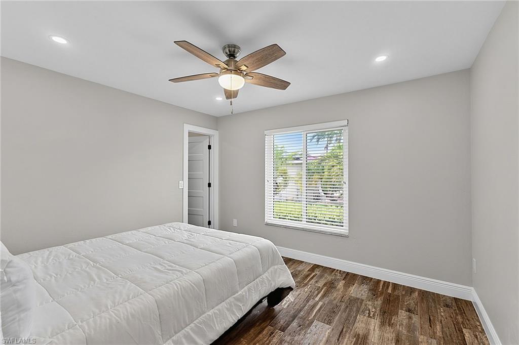 1230 Swan CT photo 23