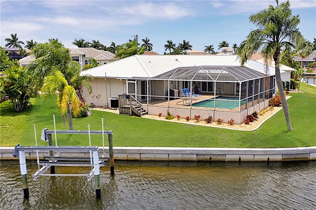 1230 Swan CT