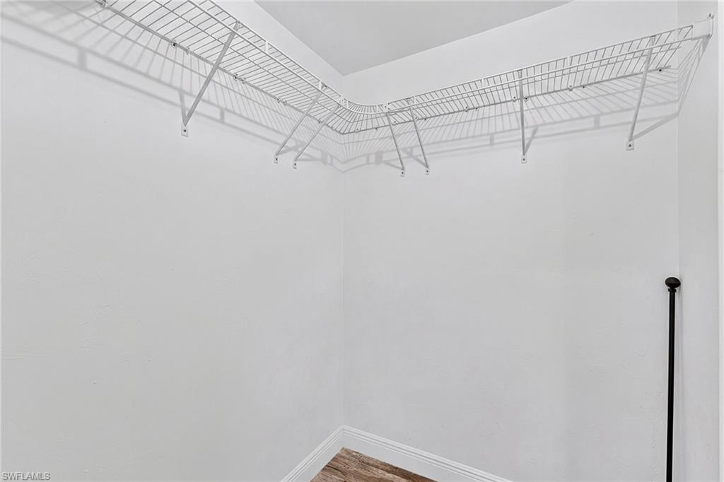 1230 Swan CT photo 25