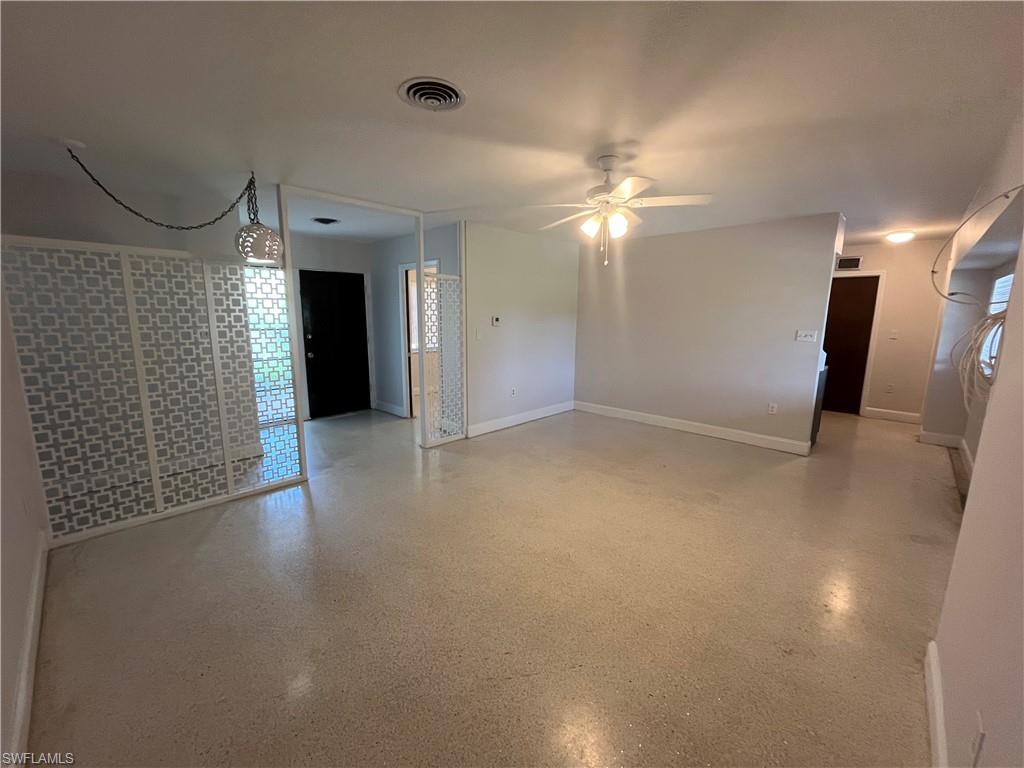2031 Maravilla CIR
