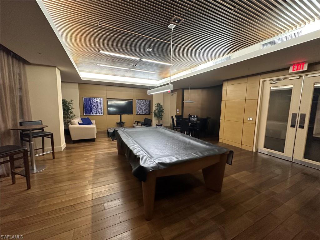 Billards Room w/TV