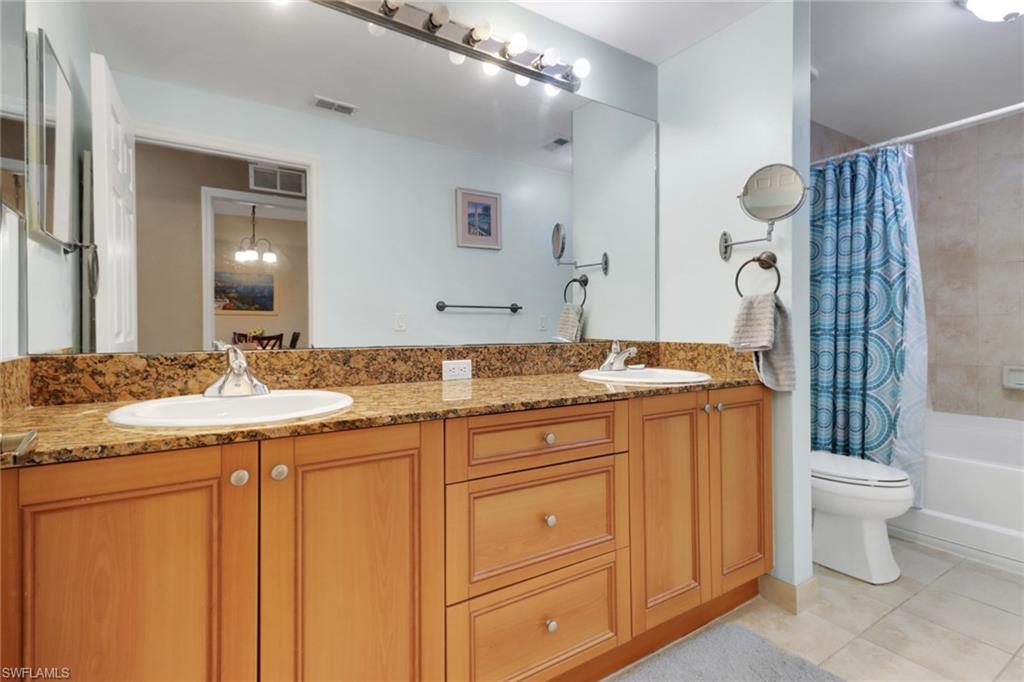 20257 Royal Villagio CT 106 photo 17