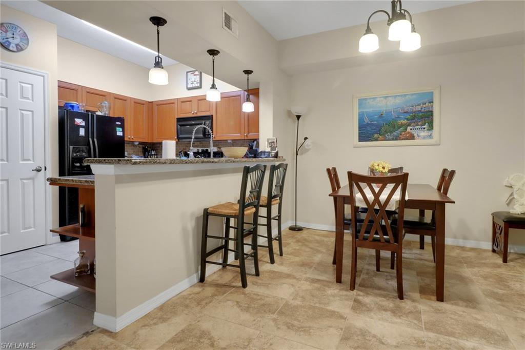 20257 Royal Villagio CT 106 photo 9