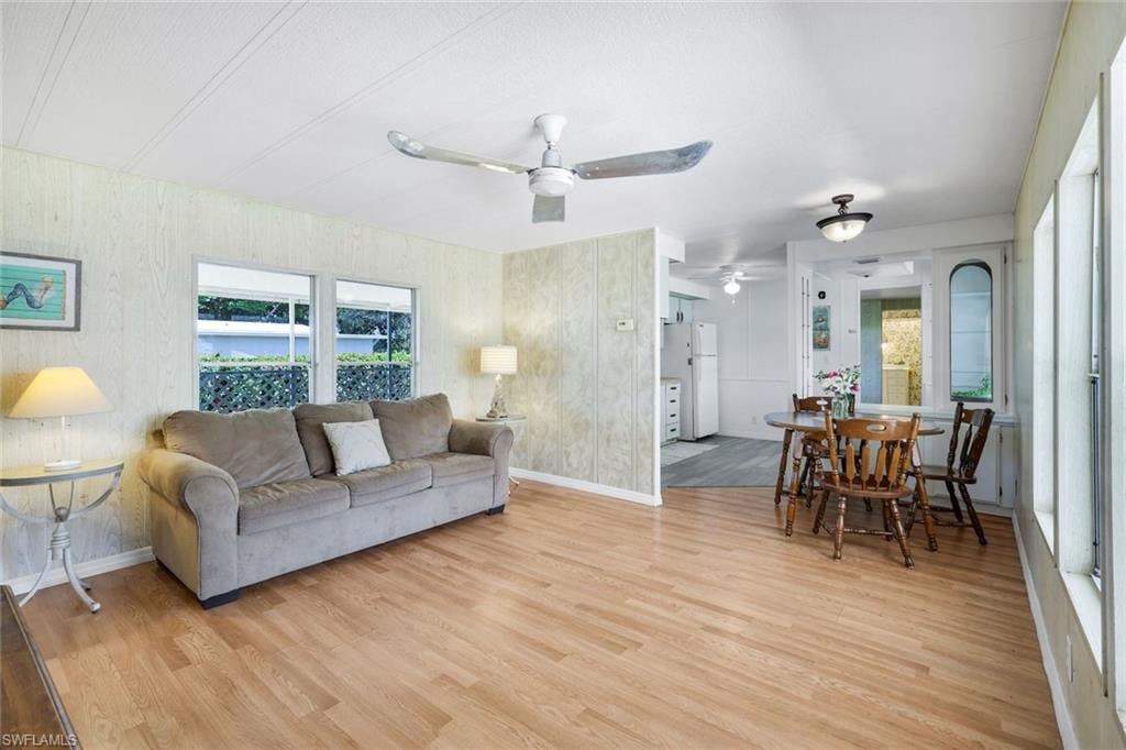 Family/Dining area