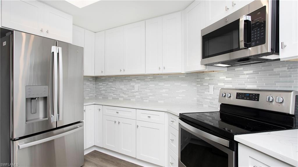 6225 Bellerive AVE 1501 photo 10