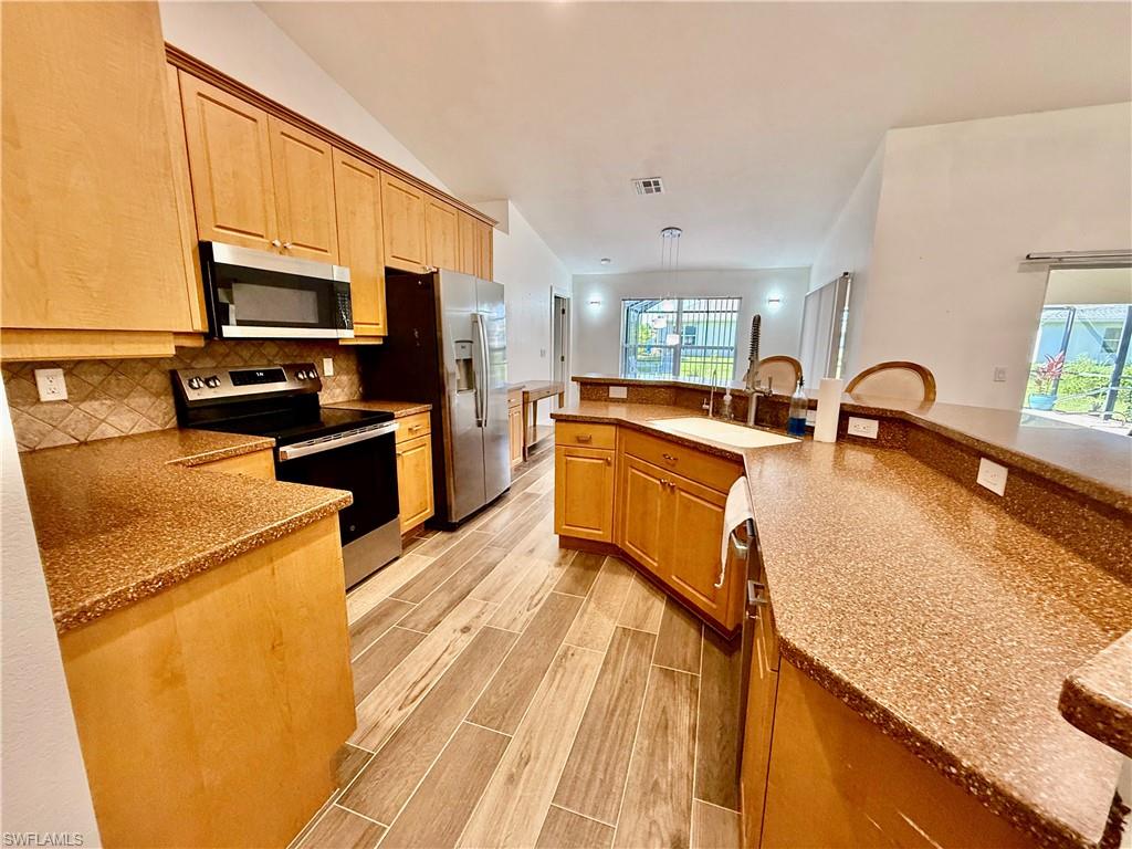 2707 7th ST W photo 26