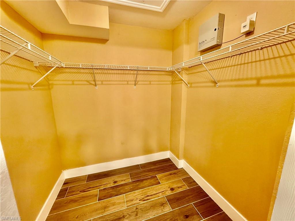 Walk in closet